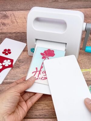 1 Set 6 inches Mini Die Cut Embossing Folder Machine Die Cutting and Embossing Machine for Art Craft Scrapbooking - Precise Cutting Easy Operation Ideal for DIY Craftsmen and Beginners